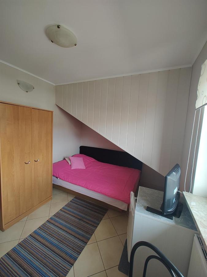 Pokoje Goscinne Reja Wladyslawowo Bagian luar foto